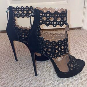 Alaia Black Scalloped Heels